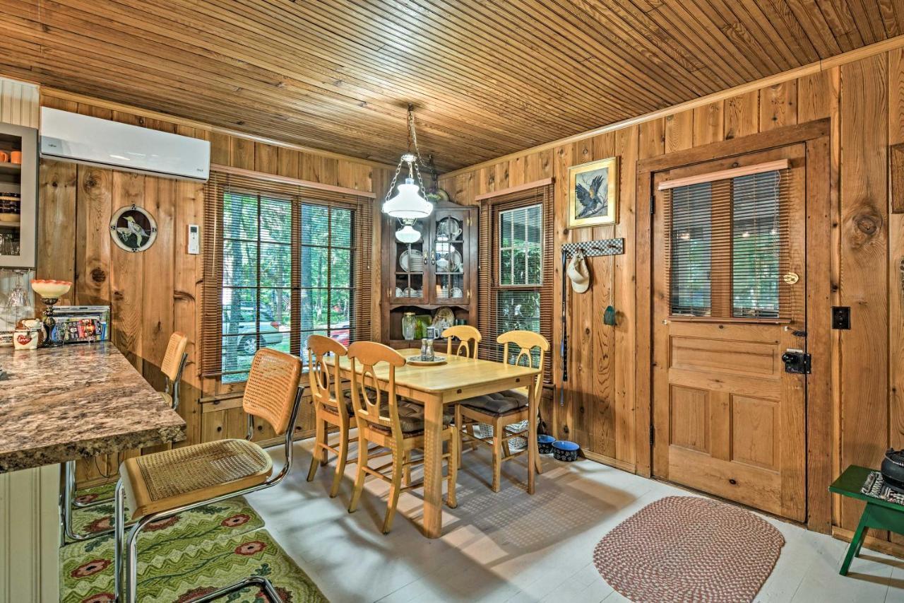 Pet-Friendly One Crow Cottage In Harbor Springs! Екстериор снимка
