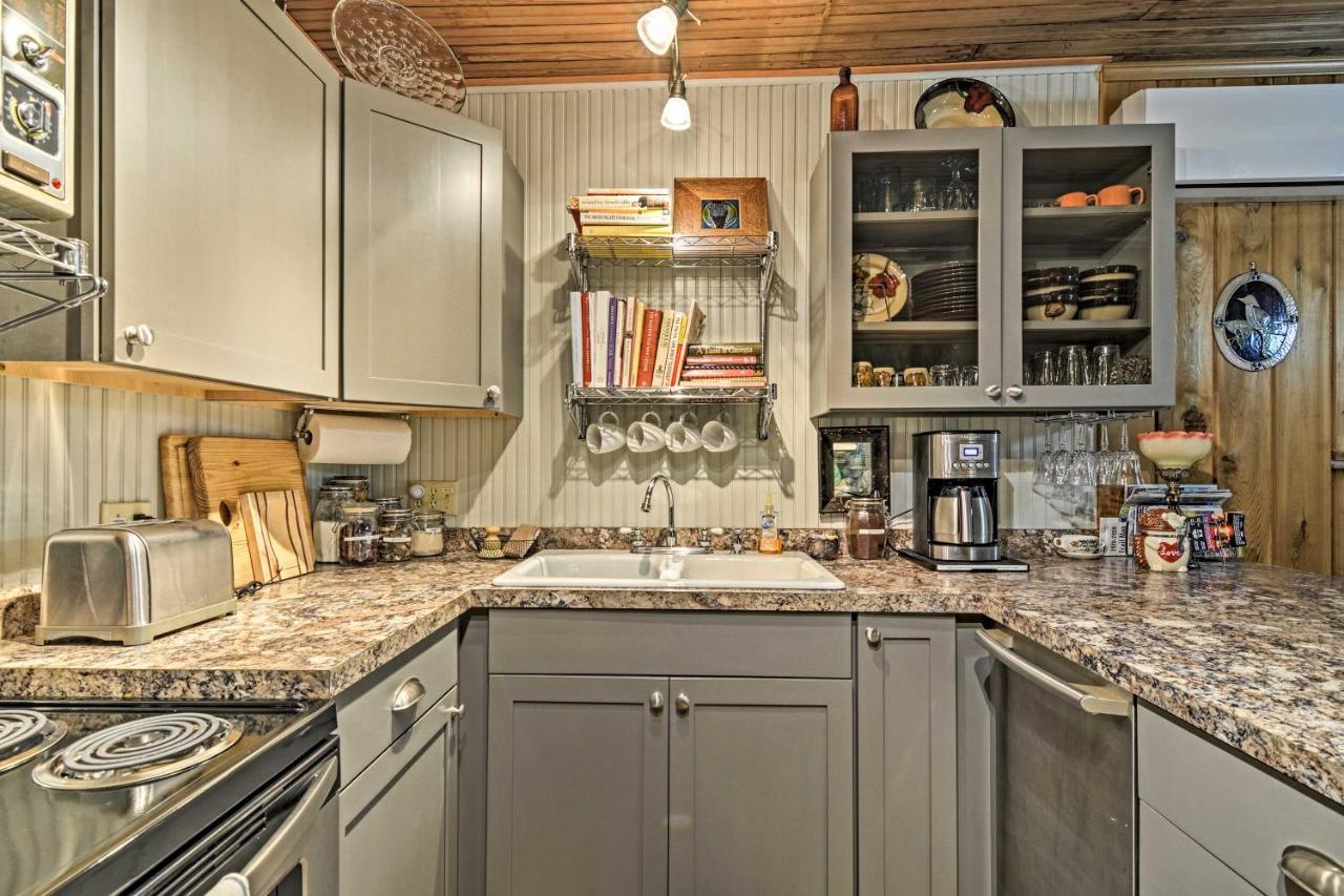 Pet-Friendly One Crow Cottage In Harbor Springs! Екстериор снимка