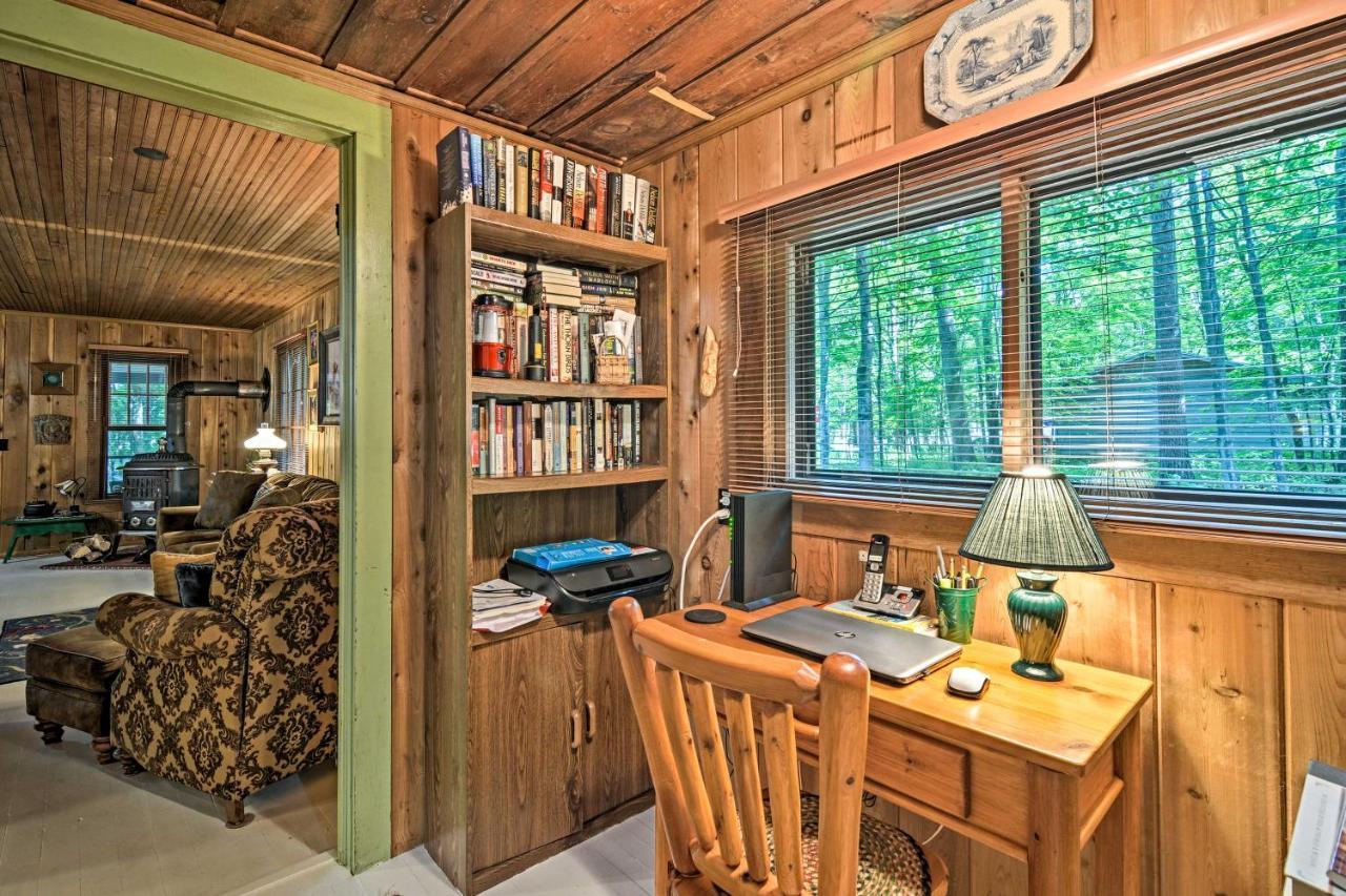 Pet-Friendly One Crow Cottage In Harbor Springs! Екстериор снимка
